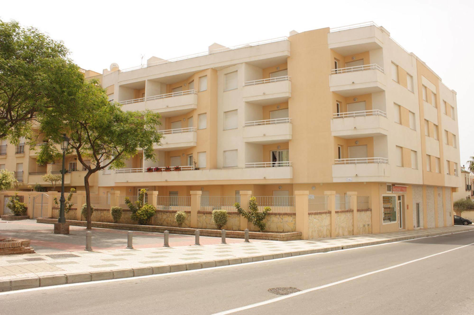 Apartamentos Turisticos Fercomar Nerja Exterior foto